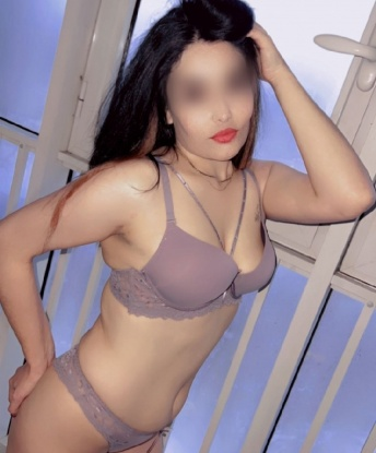 Анкета проститутки Каринка - город Александрия, 29 лет, №2141